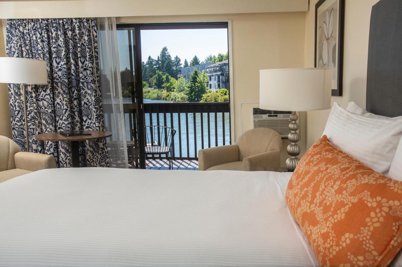 Lakeshore Inn Lake Oswego Kültér fotó