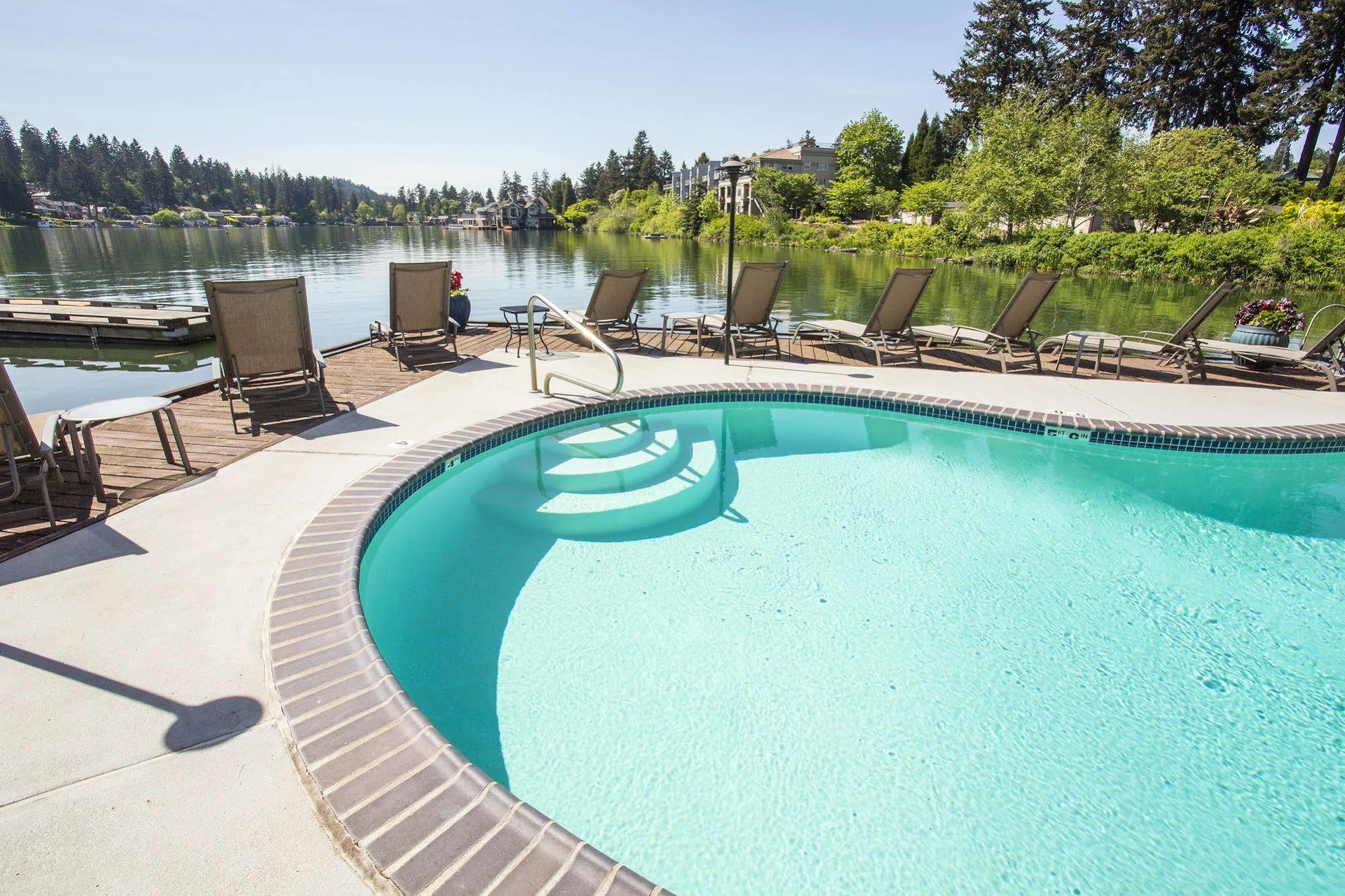Lakeshore Inn Lake Oswego Kültér fotó